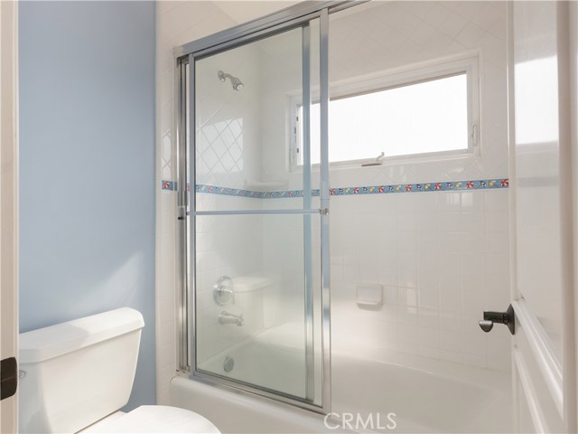 1808 Elm Avenue, Manhattan Beach, California 90266, 5 Bedrooms Bedrooms, ,3 BathroomsBathrooms,Residential,Sold,Elm,SB20235001