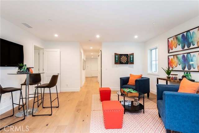 653 13th Street, Manhattan Beach, California 90266, 4 Bedrooms Bedrooms, ,2 BathroomsBathrooms,Residential,Sold,13th,SB19011414