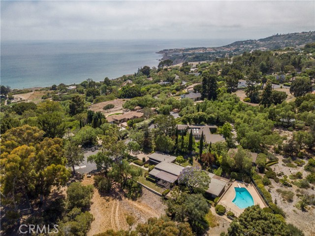 3 Thyme Place, Rancho Palos Verdes, California 90275, 4 Bedrooms Bedrooms, ,3 BathroomsBathrooms,Residential,Sold,Thyme,PV18179507