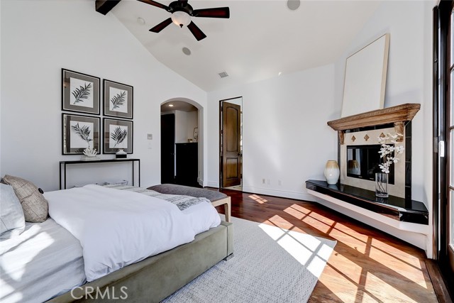 3212 Maple Avenue, Manhattan Beach, California 90266, 5 Bedrooms Bedrooms, ,2 BathroomsBathrooms,Residential,Sold,Maple,SB21060468