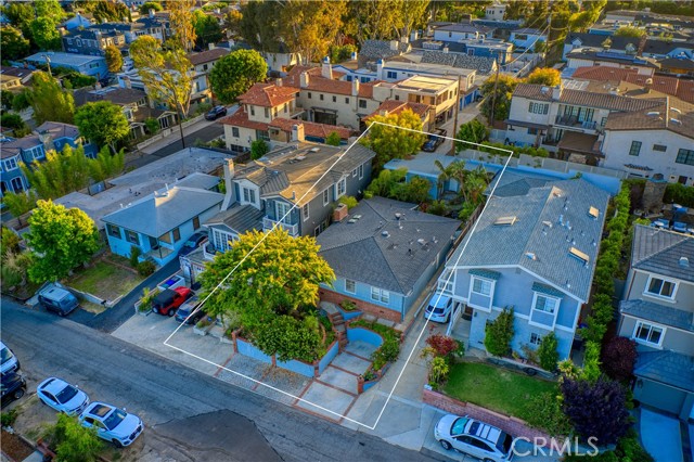 3201 Laurel Avenue, Manhattan Beach, California 90266, 3 Bedrooms Bedrooms, ,2 BathroomsBathrooms,Residential,Sold,Laurel,SB21135859