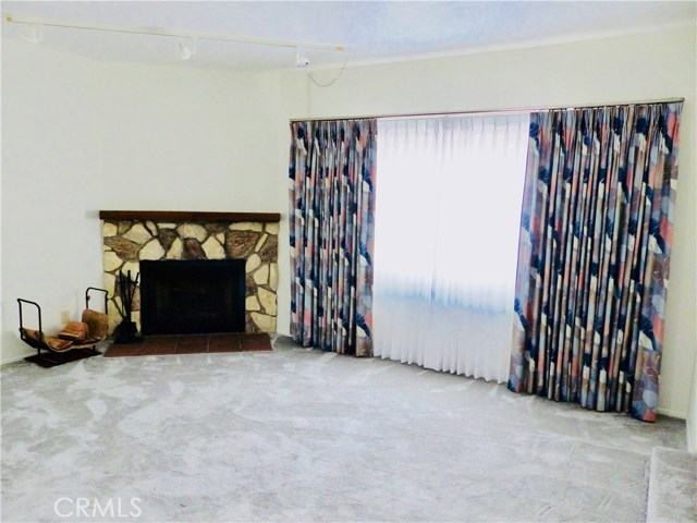 2703 Rockefeller Lane, Redondo Beach, California 90278, 2 Bedrooms Bedrooms, ,2 BathroomsBathrooms,Residential,Sold,Rockefeller,SB19140385