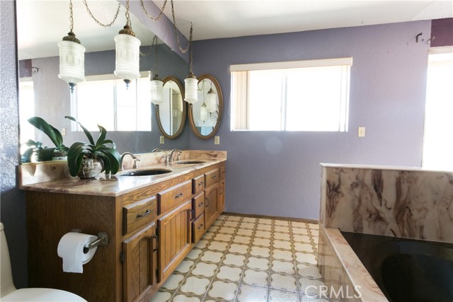 2231 Graham Ave, Redondo Beach, California 90278, 4 Bedrooms Bedrooms, ,3 BathroomsBathrooms,Residential,Sold,Graham Ave,OC17017084