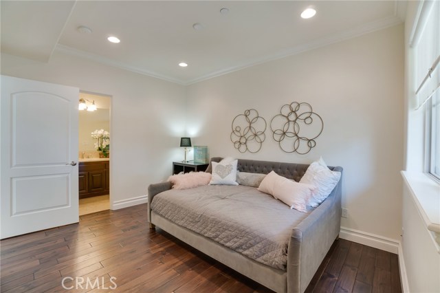 523 Lucia Avenue, Redondo Beach, California 90277, 4 Bedrooms Bedrooms, ,4 BathroomsBathrooms,Residential,Sold,Lucia,SB18107148