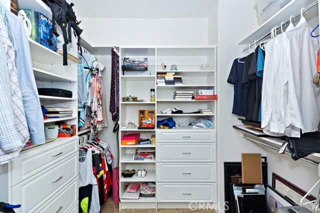 LARGE MASTER CLOSET