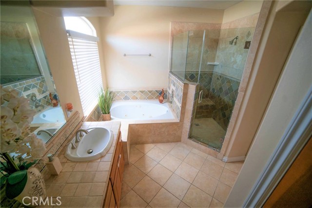 2206 Grant Avenue, Redondo Beach, California 90278, 3 Bedrooms Bedrooms, ,2 BathroomsBathrooms,Residential,Sold,Grant,SB20120917