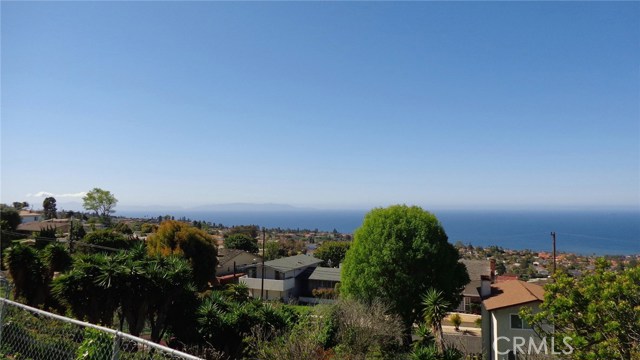 28123 Ella Road, Rancho Palos Verdes, California 90275, 4 Bedrooms Bedrooms, ,1 BathroomBathrooms,Residential,Sold,Ella,PV17057931