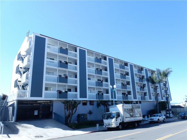 615 Esplanade, Redondo Beach, California 90277, 1 Bedroom Bedrooms, ,1 BathroomBathrooms,Residential,Sold,Esplanade,SB18069381