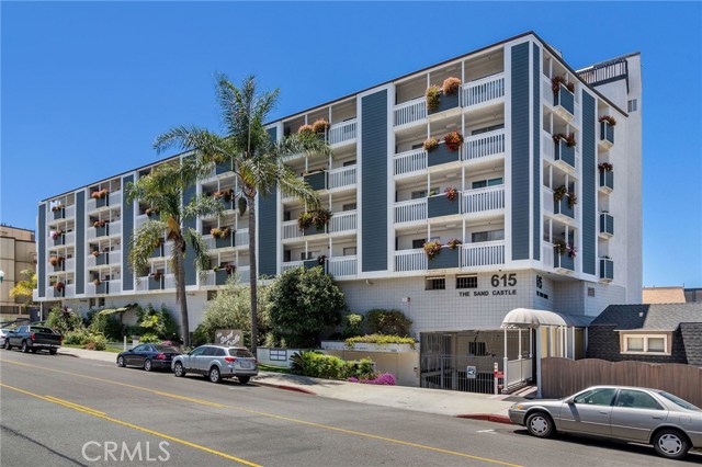 615 Esplanade, Redondo Beach, California 90277, 1 Bedroom Bedrooms, ,1 BathroomBathrooms,Residential,Sold,Esplanade,SB20161337