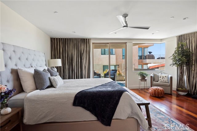 315 Gull Street, Manhattan Beach, California 90266, 4 Bedrooms Bedrooms, ,3 BathroomsBathrooms,Residential,Sold,Gull,SB21098673