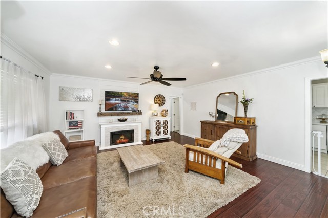 3 Bed Home for Sale in County - Los Angeles, California