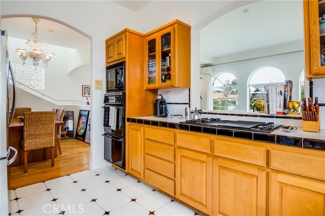 214 Avenue H, Redondo Beach, California 90277, 3 Bedrooms Bedrooms, ,2 BathroomsBathrooms,Residential,Sold,Avenue H,SB17200992