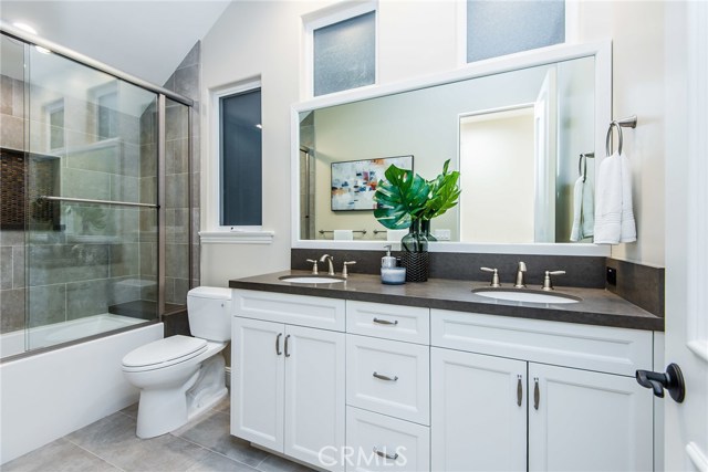 105 Juanita Avenue, Redondo Beach, California 90277, 4 Bedrooms Bedrooms, ,3 BathroomsBathrooms,Residential,Sold,Juanita,SB17254045