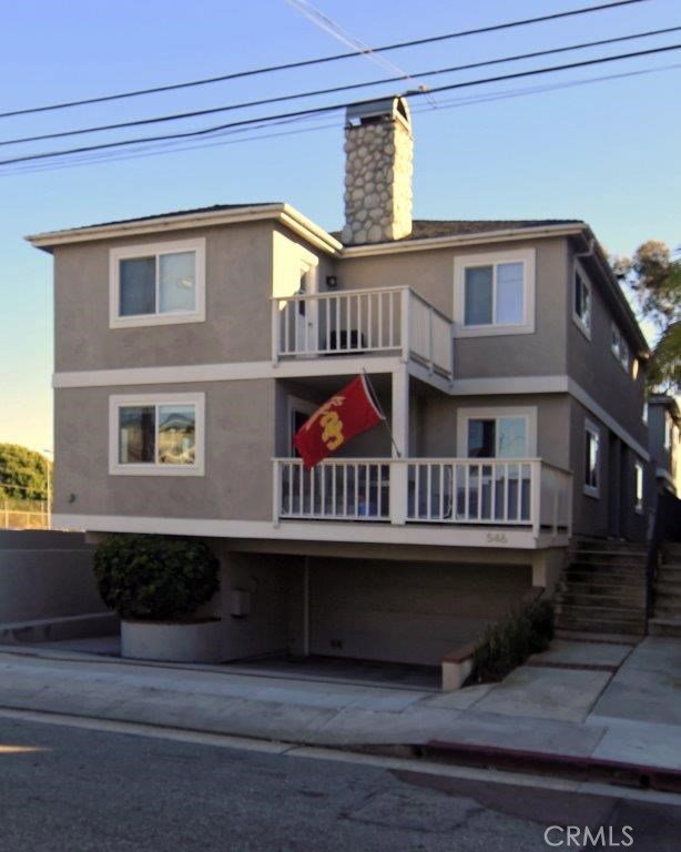 546 11th Street, Hermosa Beach, California 90254, 2 Bedrooms Bedrooms, ,3 BathroomsBathrooms,Residential,Sold,11th,SB18018596