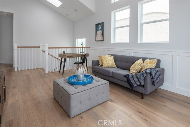 2410 Huntington Lane, Redondo Beach, California 90278, 4 Bedrooms Bedrooms, ,3 BathroomsBathrooms,Residential,Sold,Huntington,PV18242056