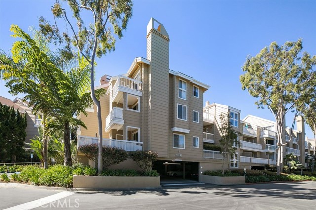 Photo of 20191 Cape Coral Lane #3-107, Huntington Beach, CA 92646