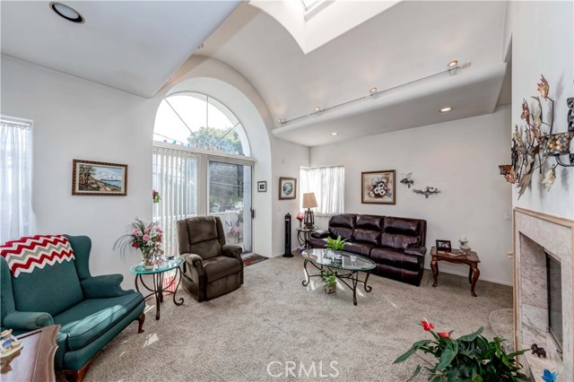 1547 Ford Avenue, Redondo Beach, California 90278, 3 Bedrooms Bedrooms, ,3 BathroomsBathrooms,Residential,Sold,Ford,SB20183169