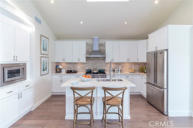 502 Paulina Avenue, Redondo Beach, California 90277, 3 Bedrooms Bedrooms, ,2 BathroomsBathrooms,Residential,Sold,Paulina,SB17257861