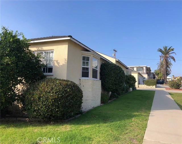 545 Avenue C, Redondo Beach, California 90277, ,Residential Income,Sold,Avenue C,SB20223483