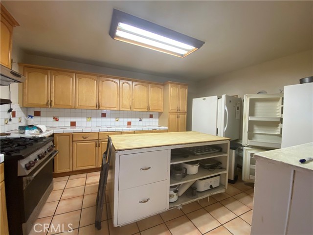 Detail Gallery Image 15 of 27 For 9401 Crystal Creek Rd, Lucerne Valley,  CA 92356 - 24 Beds | – Baths