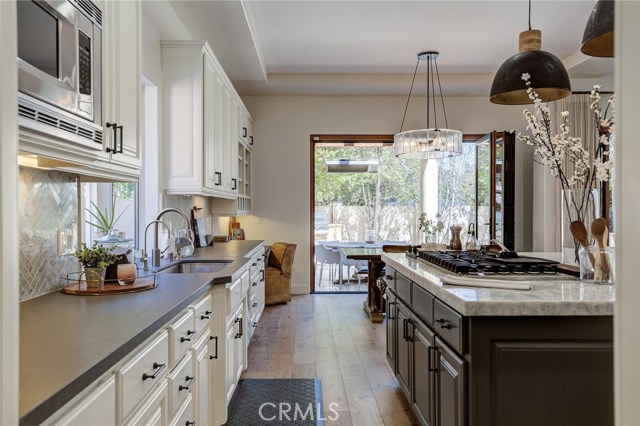 1804 Palm Avenue, Manhattan Beach, California 90266, 5 Bedrooms Bedrooms, ,4 BathroomsBathrooms,Residential,Sold,Palm,SB20158151