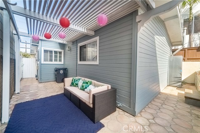 500 Rosecrans Avenue, Manhattan Beach, California 90266, 2 Bedrooms Bedrooms, ,1 BathroomBathrooms,Residential,Sold,Rosecrans,SB21003064