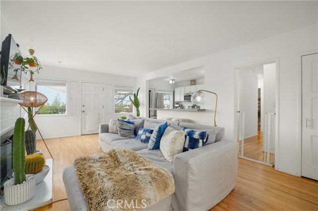 609 Gertruda Avenue, Redondo Beach, California 90277, 2 Bedrooms Bedrooms, ,1 BathroomBathrooms,Residential,Sold,Gertruda,SB20233291