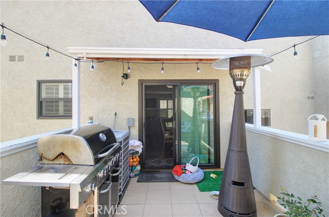 107 Helberta Avenue, Redondo Beach, California 90277, 3 Bedrooms Bedrooms, ,3 BathroomsBathrooms,Residential,Sold,Helberta,CV20148362