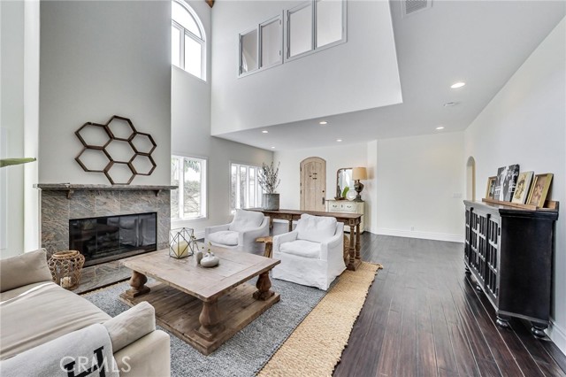 641 35th Street, Manhattan Beach, California 90266, 5 Bedrooms Bedrooms, ,3 BathroomsBathrooms,Residential,Sold,35th,SB21047084