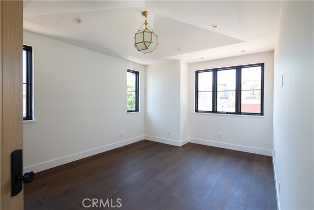 1720 Walnut Avenue, Manhattan Beach, California 90266, 5 Bedrooms Bedrooms, ,4 BathroomsBathrooms,Residential,Sold,Walnut,SB20059383