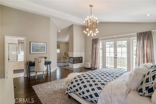 2301 Walnut Avenue, Manhattan Beach, California 90266, 4 Bedrooms Bedrooms, ,3 BathroomsBathrooms,Residential,Sold,Walnut,SB19070535