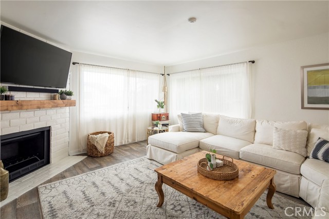 1107 Rindge Lane, Redondo Beach, California 90278, 3 Bedrooms Bedrooms, ,2 BathroomsBathrooms,Residential,Sold,Rindge,SB19170544