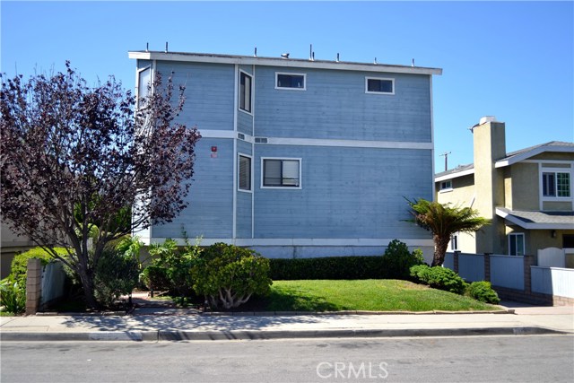 2606 Ruhland Avenue, Redondo Beach, California 90278, 2 Bedrooms Bedrooms, ,2 BathroomsBathrooms,Residential,Sold,Ruhland,SB17150496