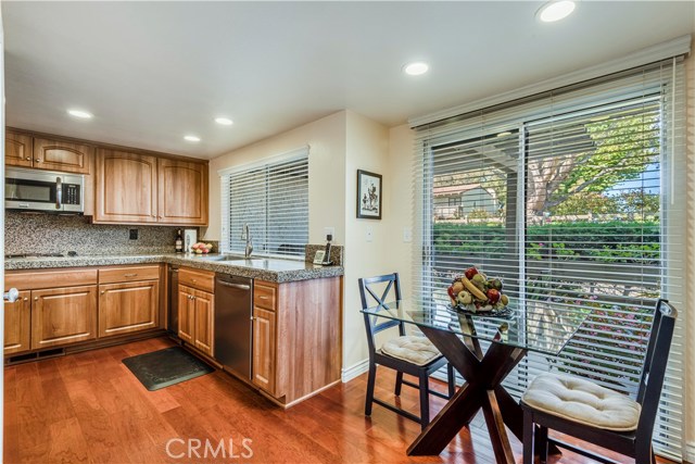 24 Sycamore Lane, Rolling Hills Estates, California 90274, 2 Bedrooms Bedrooms, ,3 BathroomsBathrooms,Residential,Sold,Sycamore,PV19180483