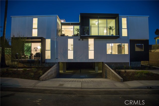 1152 Rowell Avenue, Manhattan Beach, California 90266, 3 Bedrooms Bedrooms, ,2 BathroomsBathrooms,Residential,Sold,Rowell,SB17066274