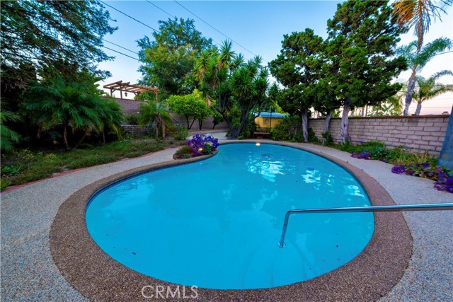 2037 Upland Street, Rancho Palos Verdes, California 90275, 4 Bedrooms Bedrooms, ,3 BathroomsBathrooms,Residential,Sold,Upland,SB20101811