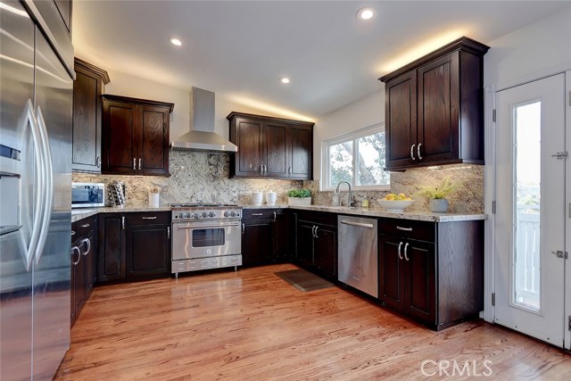 1717 Van Horne Lane, Redondo Beach, California 90278, 3 Bedrooms Bedrooms, ,1 BathroomBathrooms,Residential,Sold,Van Horne,SB19279300