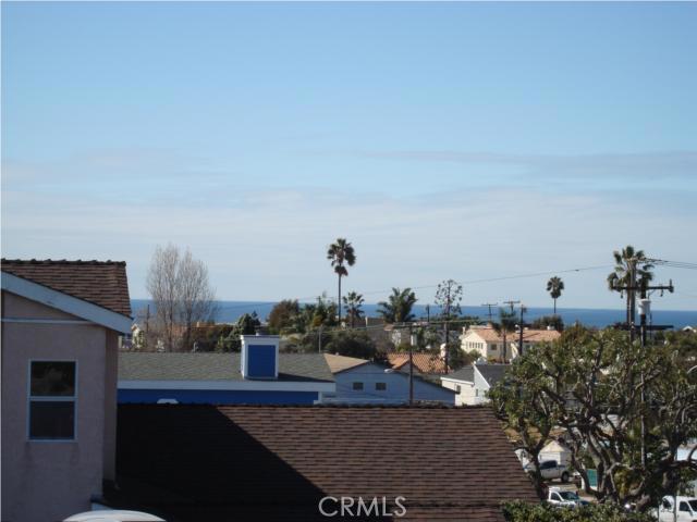 1246 11th, Hermosa Beach, California 90254, 2 Bedrooms Bedrooms, ,1 BathroomBathrooms,Residential,Sold,11th,S961068