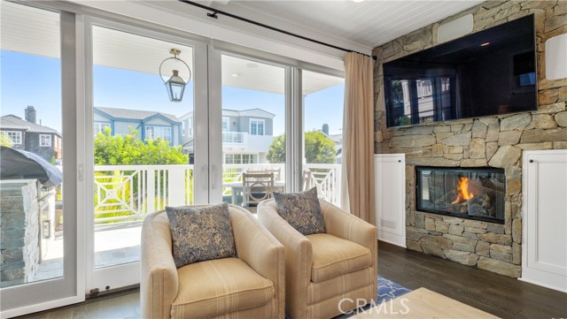 549 3rd Street, Manhattan Beach, California 90266, 5 Bedrooms Bedrooms, ,5 BathroomsBathrooms,Residential,Sold,3rd,SB21052350