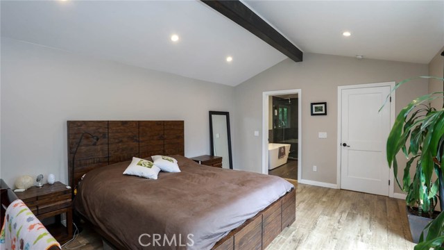 2204 Robinson Street, Redondo Beach, California 90278, 2 Bedrooms Bedrooms, ,2 BathroomsBathrooms,Residential,Sold,Robinson,PV20074273