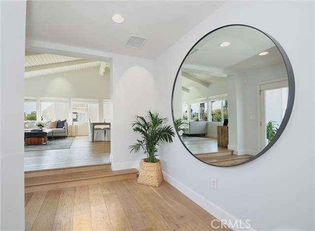 807 Carnelian Street, Redondo Beach, California 90277, 3 Bedrooms Bedrooms, ,2 BathroomsBathrooms,Residential,Sold,Carnelian,SB18167139