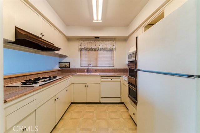 28420 Pontevedra Drive, Rancho Palos Verdes, California 90275, 4 Bedrooms Bedrooms, ,2 BathroomsBathrooms,Residential,Sold,Pontevedra,SB18199223