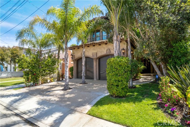 2610 Maple Avenue, Manhattan Beach, California 90266, 5 Bedrooms Bedrooms, ,4 BathroomsBathrooms,Residential,Sold,Maple,SB17097107