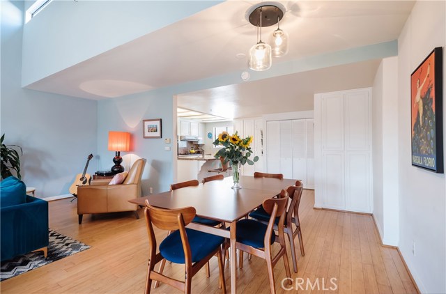 842 1st Street, Hermosa Beach, California 90254, 2 Bedrooms Bedrooms, ,3 BathroomsBathrooms,Residential,Sold,1st,SB20131143