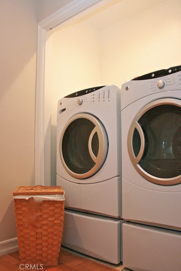 219 Lucia Avenue, Redondo Beach, California 90277, 3 Bedrooms Bedrooms, ,2 BathroomsBathrooms,Residential,Sold,Lucia,PV18248811