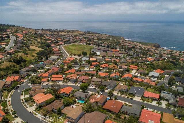 30344 Via Rivera, Rancho Palos Verdes, California 90275, 5 Bedrooms Bedrooms, ,2 BathroomsBathrooms,Residential,Sold,Via Rivera,PV17110646