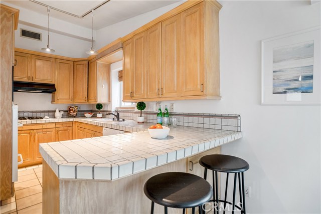 1517 Crest Drive, Manhattan Beach, California 90266, 3 Bedrooms Bedrooms, ,2 BathroomsBathrooms,Residential,Sold,Crest,SB19195795