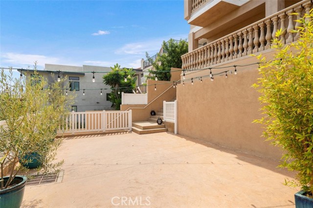 126 Prospect Avenue, Redondo Beach, California 90277, 4 Bedrooms Bedrooms, ,4 BathroomsBathrooms,Residential,Sold,Prospect,SB20180219