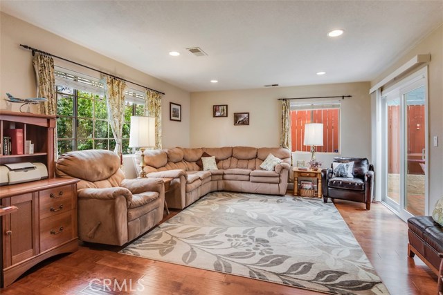 2414 Curtis Avenue, Redondo Beach, California 90278, 4 Bedrooms Bedrooms, ,2 BathroomsBathrooms,Residential,Sold,Curtis,PV18076961