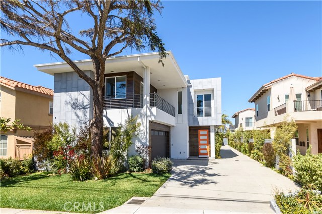 2313 Clark Lane, Redondo Beach, California 90278, 4 Bedrooms Bedrooms, ,3 BathroomsBathrooms,Residential,Sold,Clark,SB18080863